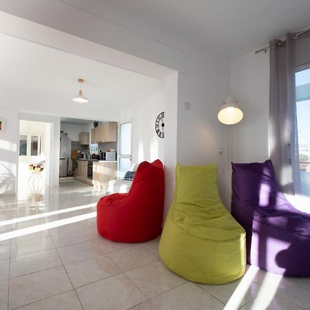 Seaview 3 Bedroom Kings Road Penthouse Paphos Extérieur photo