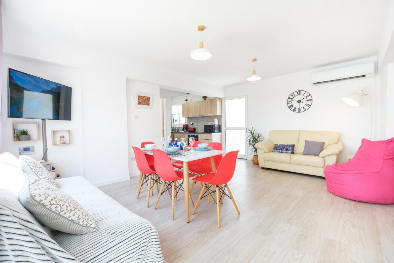 Seaview 3 Bedroom Kings Road Penthouse Paphos Extérieur photo