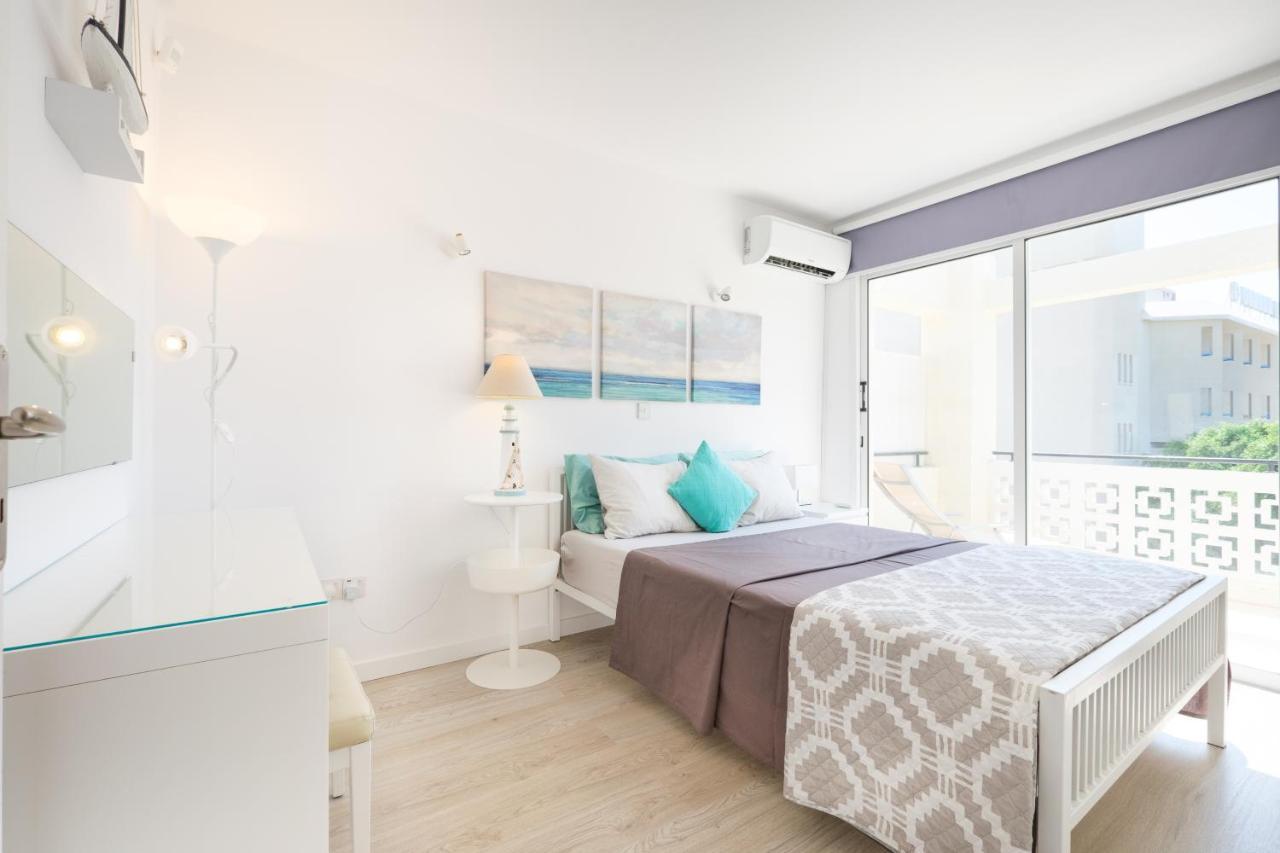 Seaview 3 Bedroom Kings Road Penthouse Paphos Extérieur photo