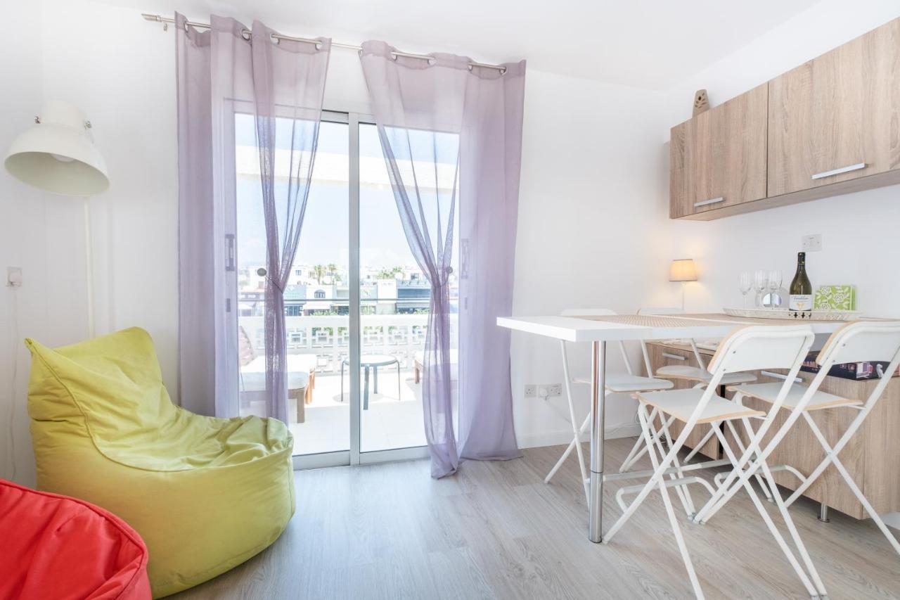 Seaview 3 Bedroom Kings Road Penthouse Paphos Extérieur photo