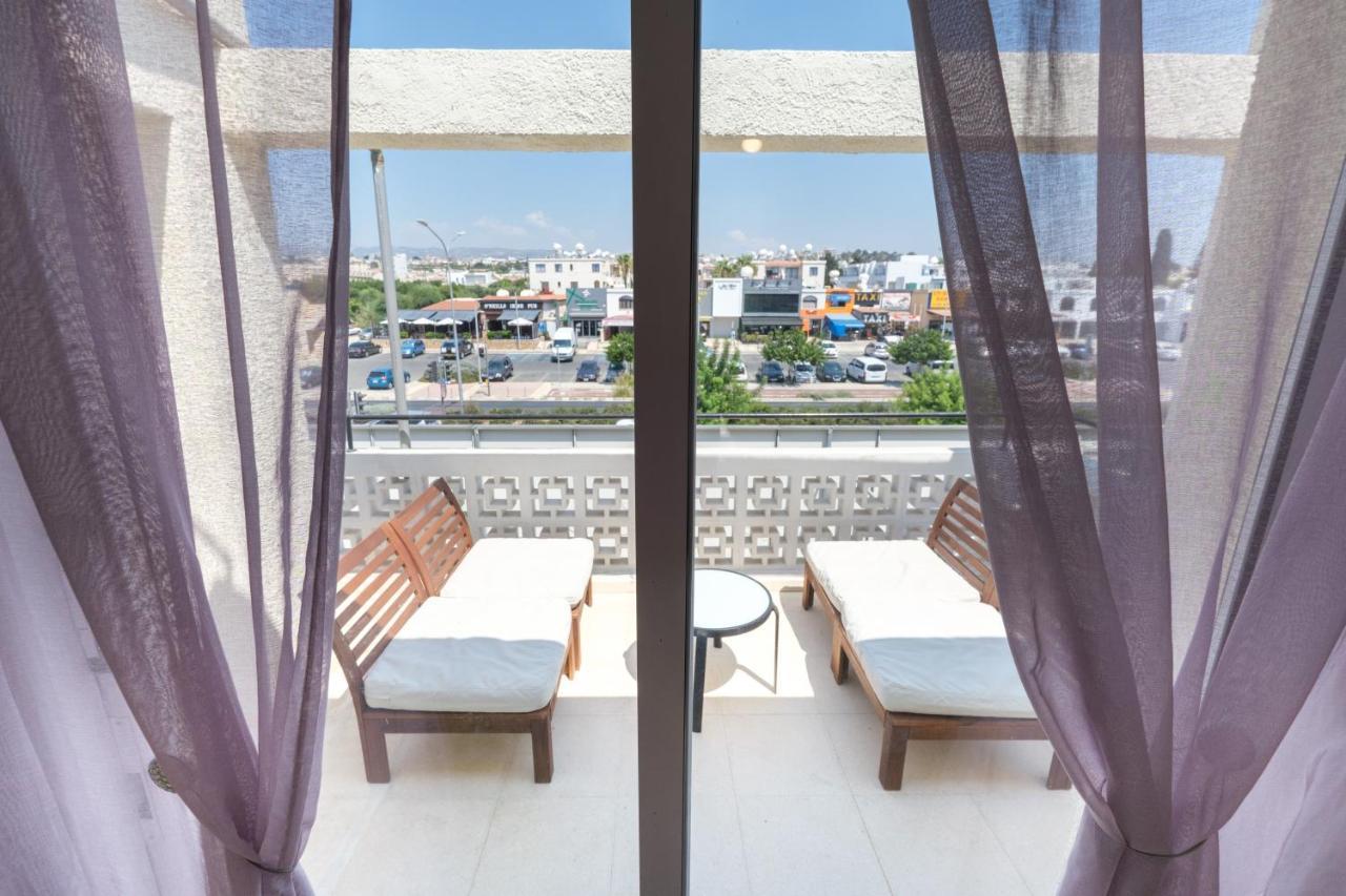 Seaview 3 Bedroom Kings Road Penthouse Paphos Extérieur photo