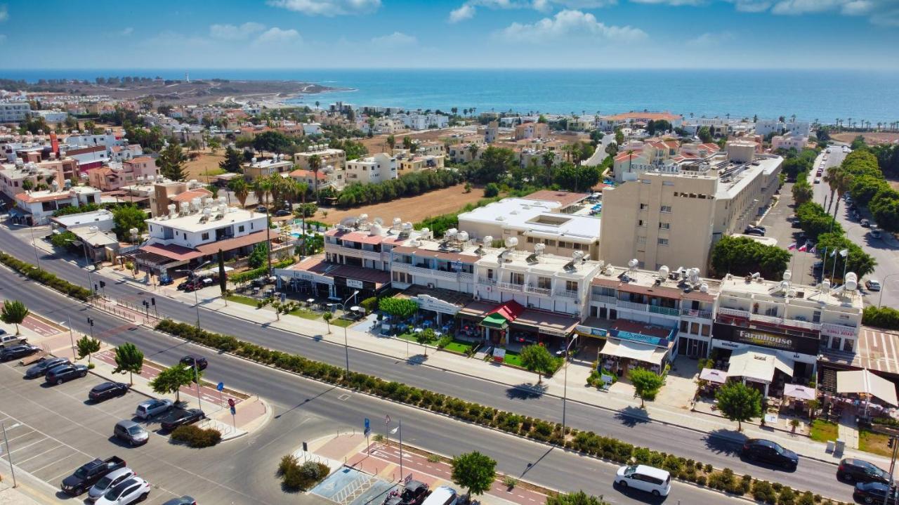 Seaview 3 Bedroom Kings Road Penthouse Paphos Extérieur photo