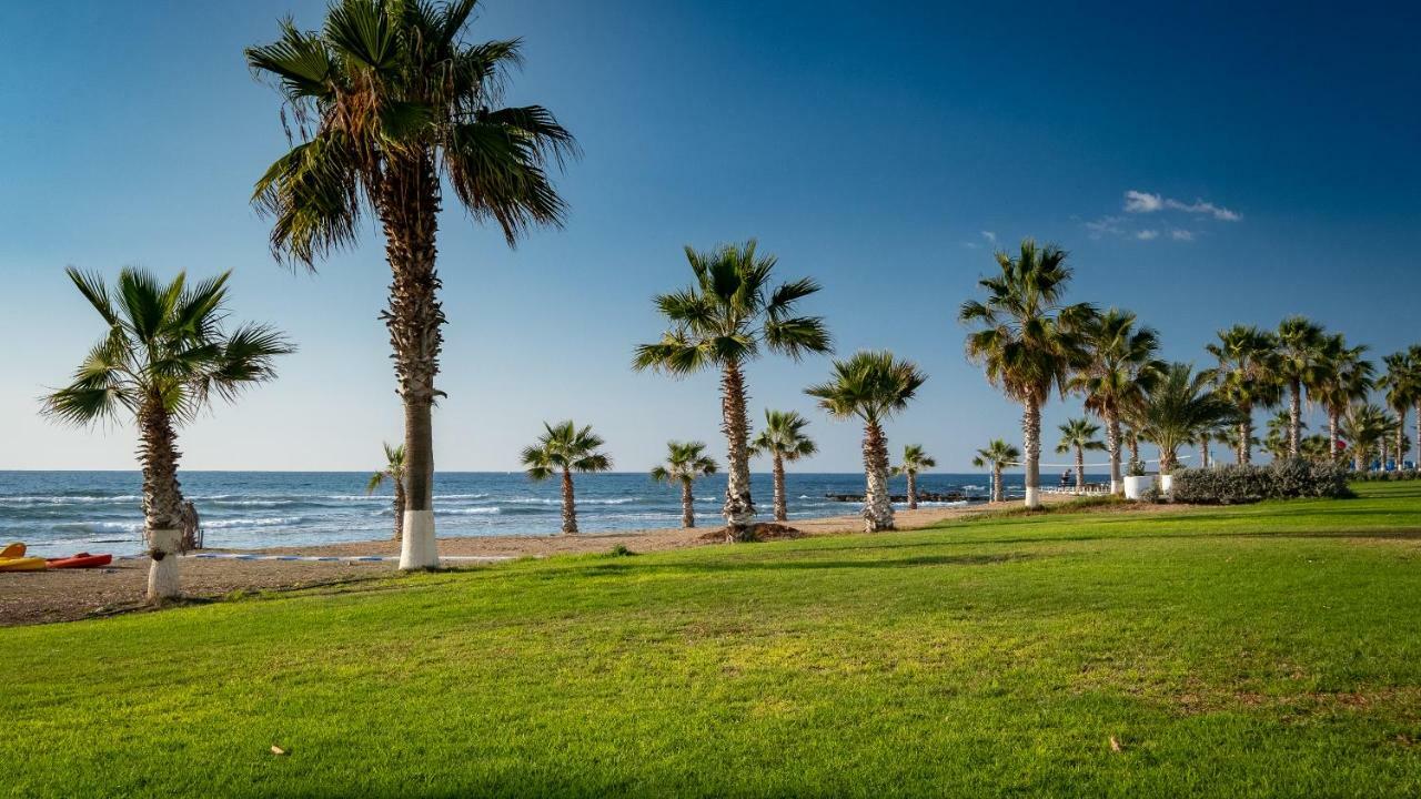 Seaview 3 Bedroom Kings Road Penthouse Paphos Extérieur photo