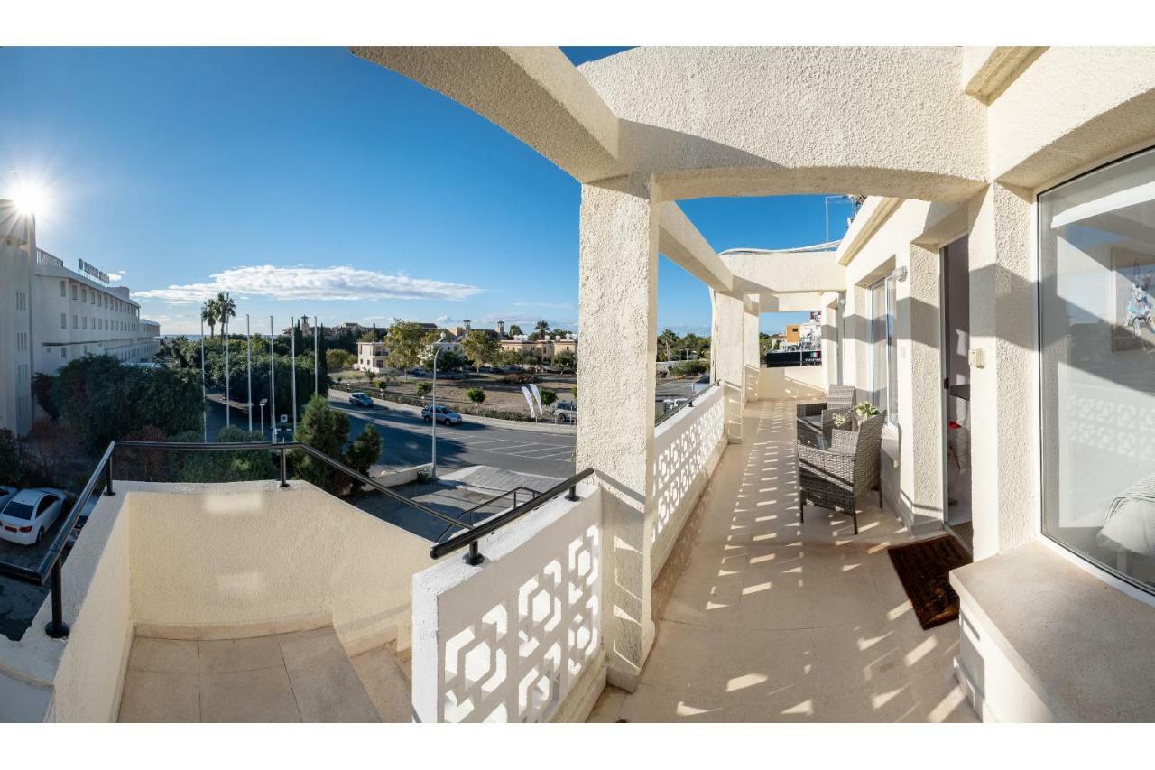Seaview 3 Bedroom Kings Road Penthouse Paphos Extérieur photo