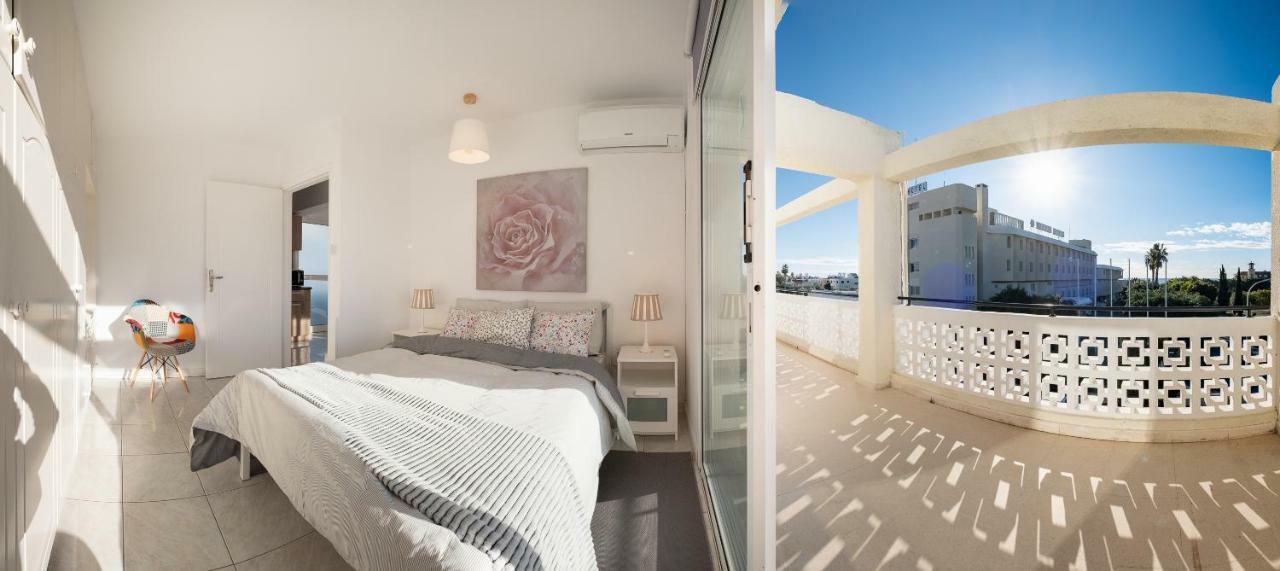 Seaview 3 Bedroom Kings Road Penthouse Paphos Extérieur photo