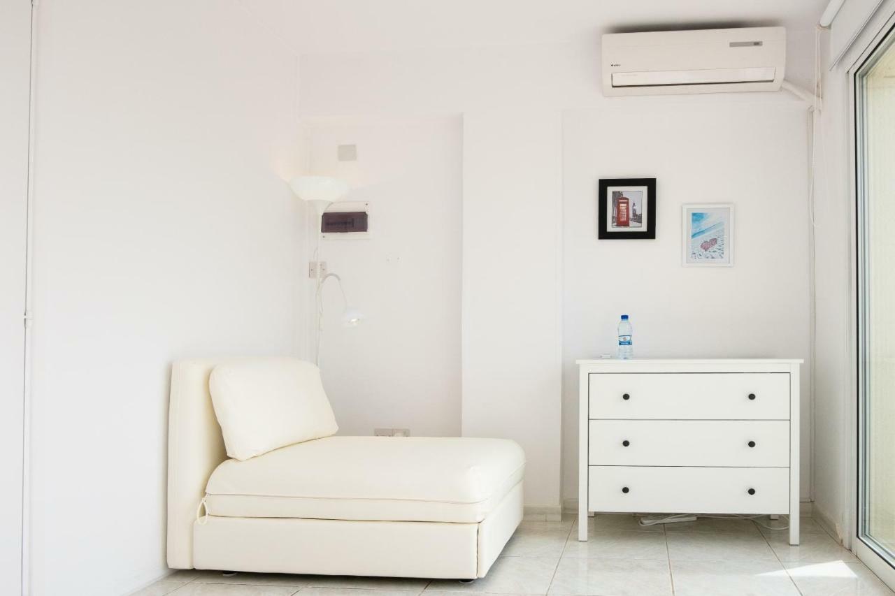Seaview 3 Bedroom Kings Road Penthouse Paphos Extérieur photo
